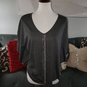 Flutter sleeve top with chain detail